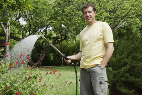 Graphic representing fair resolution in a gardening complaint